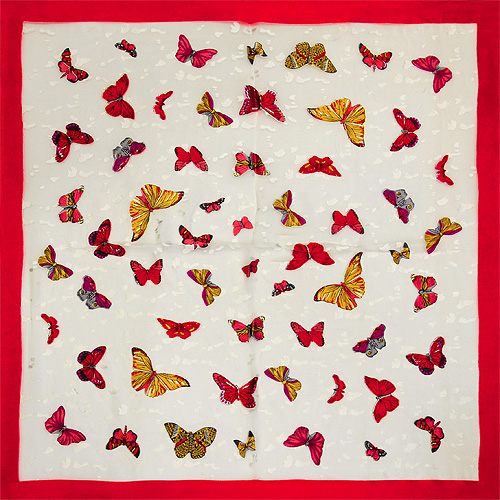 Платок "Бабочки", цвет: красный, 53 см х 53 см красный Производитель: Италия Артикул: 5600939 инфо 6428a.
